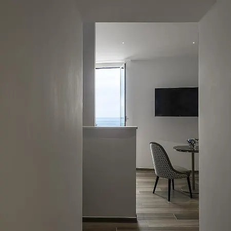 Sublimis Boutique Adults-only