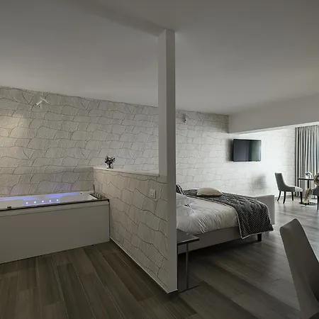 Hotel Sublimis Boutique Adults-only 4*
