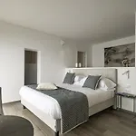Sublimis Boutique Adults-only
