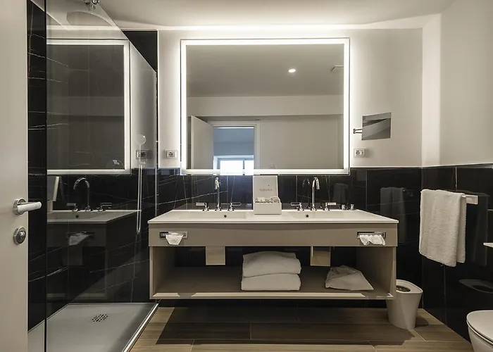 Sublimis Boutique Adults-only